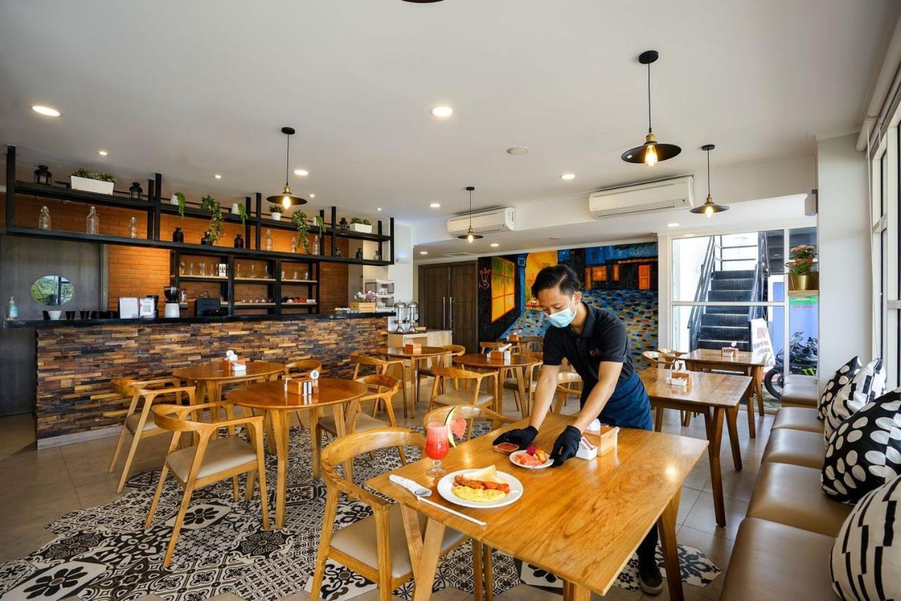 Kaloka Airport Hotel Sumbawa Besar Exteriér fotografie