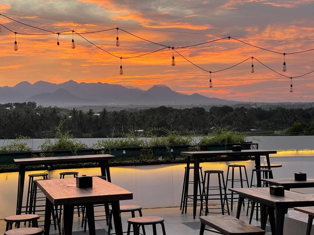 Kaloka Airport Hotel Sumbawa Besar Exteriér fotografie