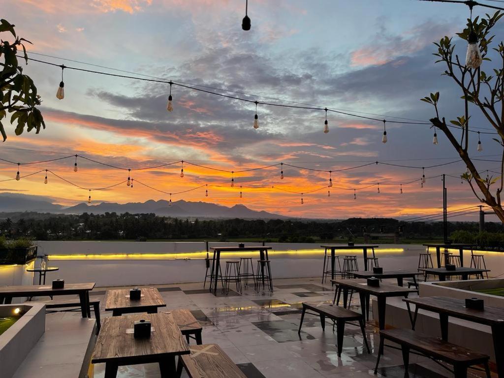 Kaloka Airport Hotel Sumbawa Besar Exteriér fotografie
