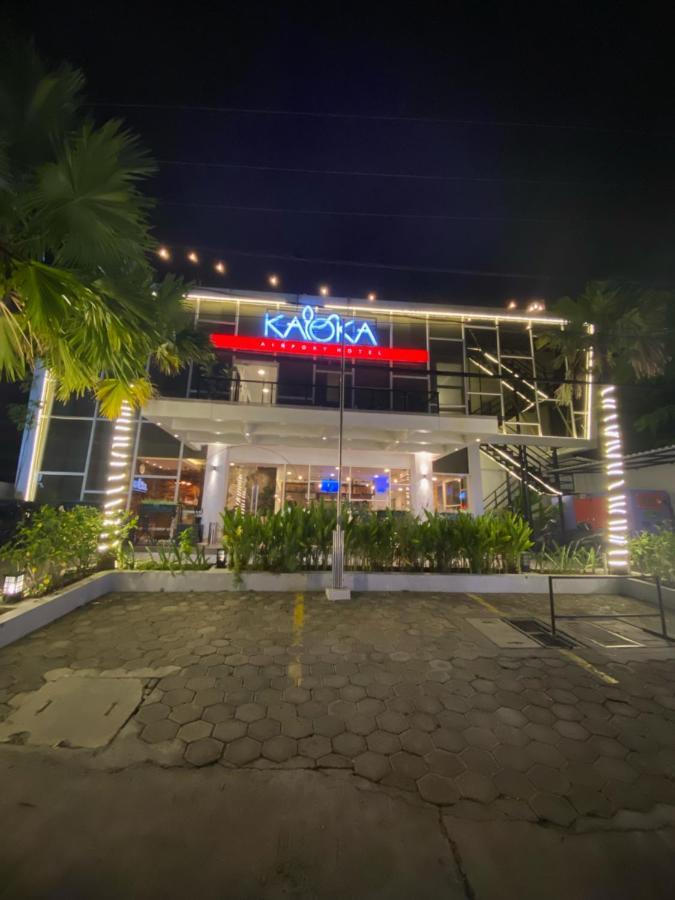 Kaloka Airport Hotel Sumbawa Besar Exteriér fotografie
