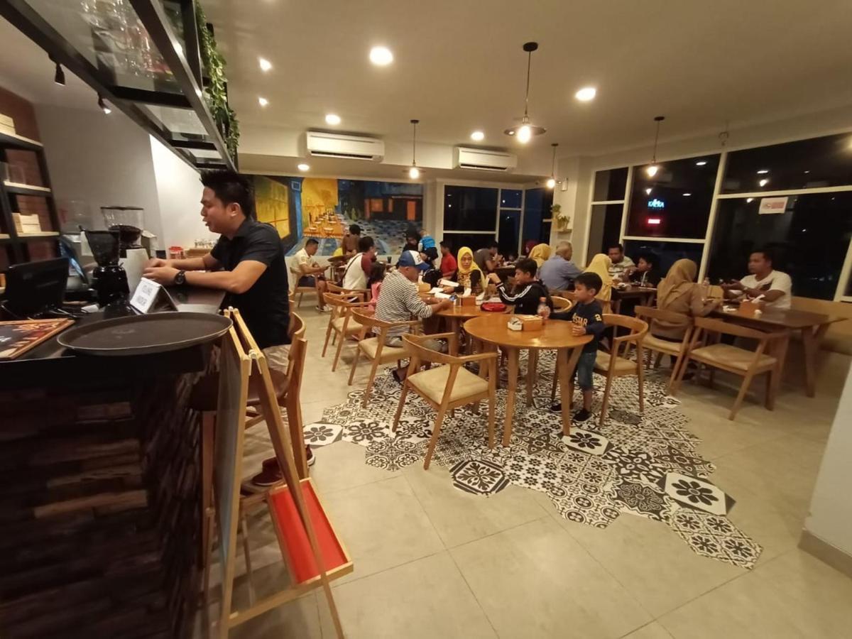 Kaloka Airport Hotel Sumbawa Besar Exteriér fotografie